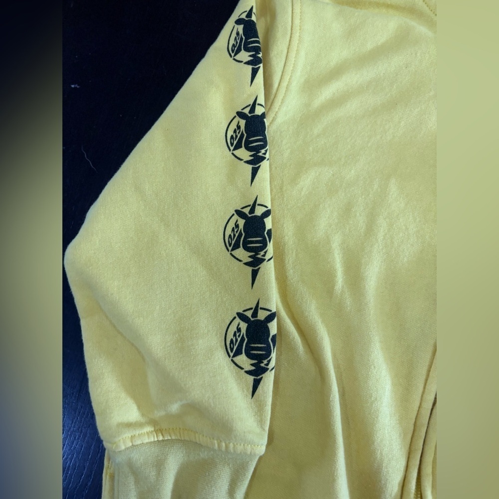 Pokémon Zippered Hooded Sweatshirt Kids Size Small - Picture 4 of 12